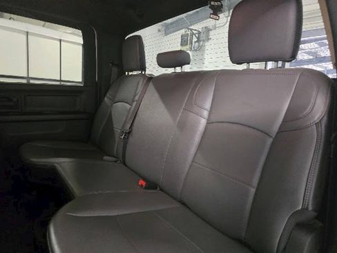 Used 2024 RAM 2500 Tradesman w/ Chrome Appearance Group AWD/4WD image 14