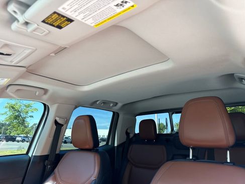 Used 2023 Ford Maverick Lariat w/ Lariat Luxury Package AWD/4WD image 31