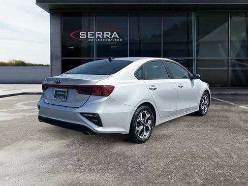 Used 2021 Kia Forte LXS FWD image 5