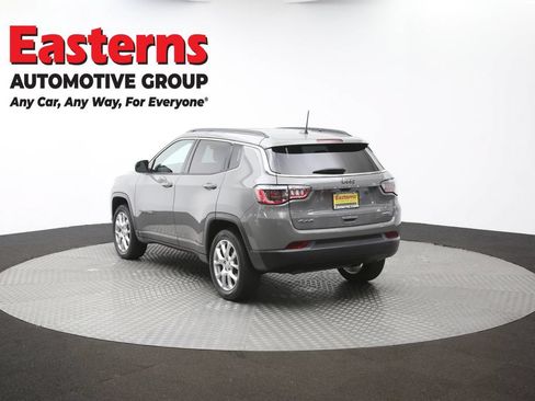 Used 2023 Jeep Compass Latitude AWD/4WD image 63