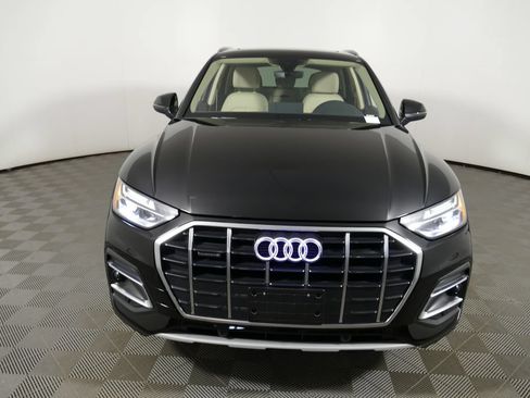 Used 2023 Audi Q5 2.0T Premium w/ Convenience Package AWD/4WD image 8