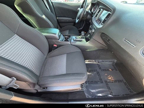 Used 2021 Dodge Charger R/T w/ Blacktop Package image 11