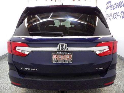 Used 2018 Honda Odyssey Elite image 5