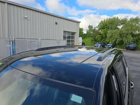 Used 2024 Jeep Grand Cherokee L Limited w/ Black Appearance Package AWD/4WD image 12