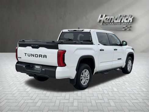 Used 2024 Toyota Tundra SR5 AWD/4WD image 10