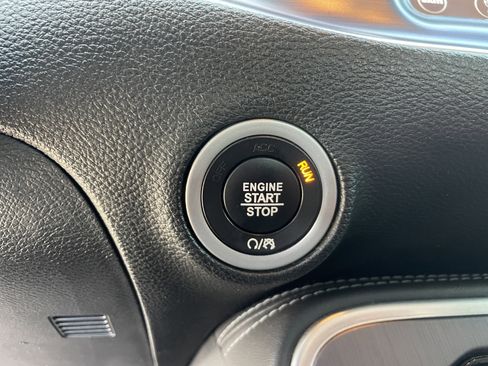 Used 2018 Dodge Challenger SXT Plus image 29