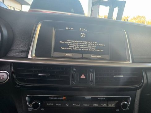 Used 2020 Kia Optima S image 5