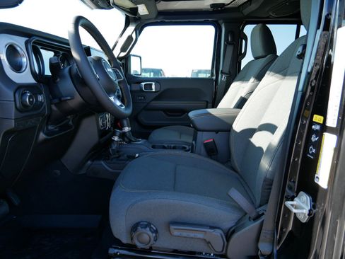 New 2024 Jeep Wrangler Sahara w/ Technology Group image 4