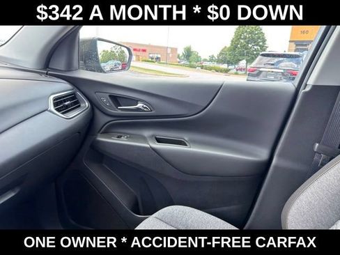 Used 2023 Chevrolet Equinox LT FWD image 26
