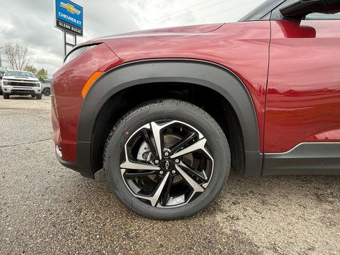 Certified 2023 Chevrolet TrailBlazer RS w/ Sun and Liftgate Package AWD/4WD image 15