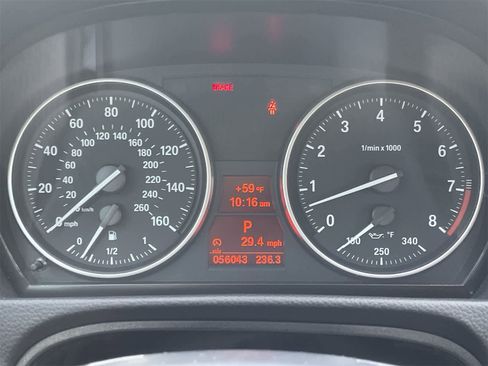 Used 2013 BMW 335i Convertible image 13