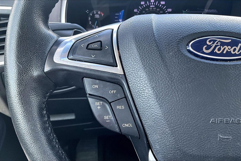 Used 2016 Ford Edge SEL w/ Equipment Group 201A FWD image 19