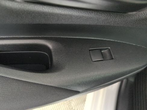 Used 2025 Toyota Corolla LE FWD image 21