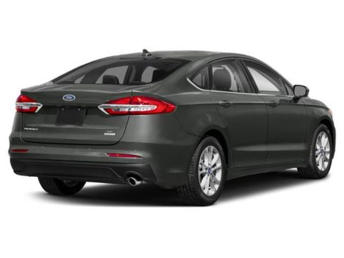 Used 2019 Ford Fusion SE FWD image 5