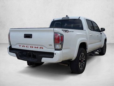 Used 2022 Toyota Tacoma TRD Sport w/ Technology Package image 5