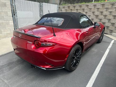 Certified 2023 MAZDA MX-5 Miata Club w/ Brembo/BBS Recaro Package RWD image 3