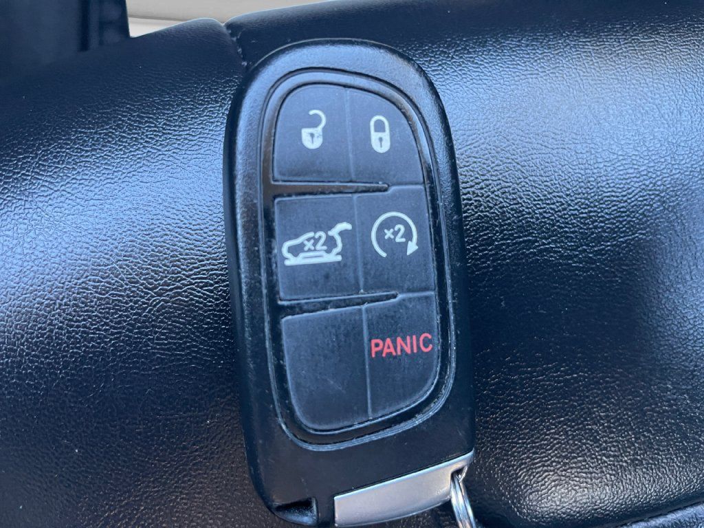 Certified 2020 Jeep Cherokee Latitude Plus w/ Comfort/Convenience Group AWD/4WD image 26