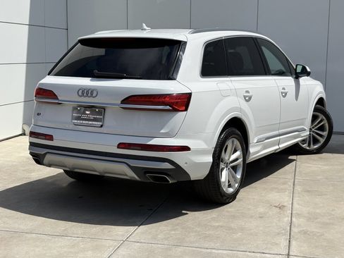 Used 2025 Audi Q7 3.0T Premium Plus AWD/4WD image 7