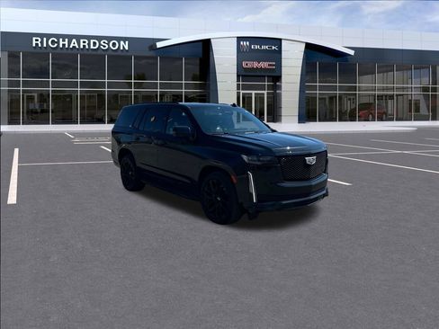 Used 2023 Cadillac Escalade Sport w/ LPO, ONYX Package image 9