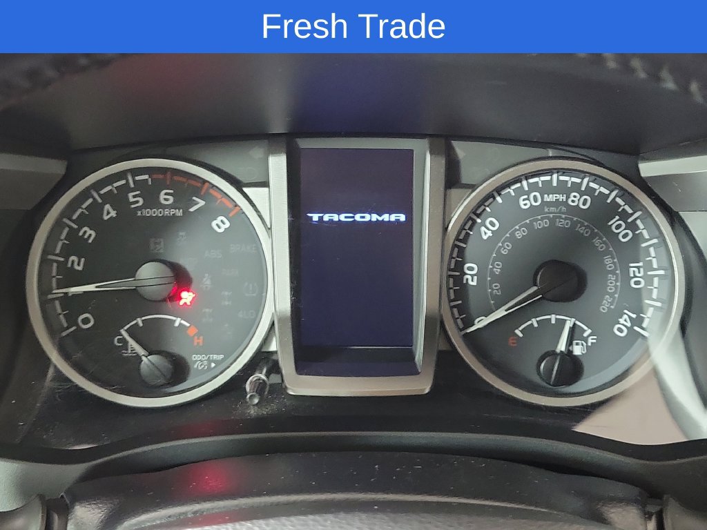 Used 2022 Toyota Tacoma SR5 w/ SR5 Appearance Package (SM) RWD image 17