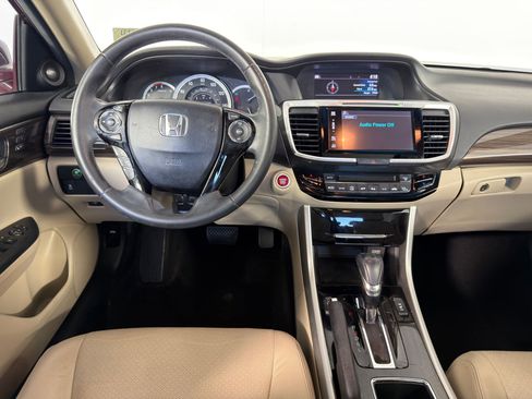 Used 2016 Honda Accord EX-L image 30