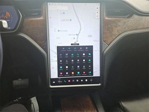 Used 2021 Tesla Model X Long Range image 14