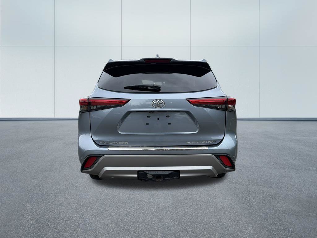 Used 2022 Toyota Highlander Platinum AWD/4WD image 6
