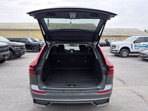Used 2026 Volvo XC60 B5 Core w/ Climate Package AWD/4WD image 42