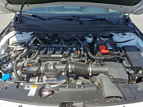 Used 2018 Honda Accord Sport image 26