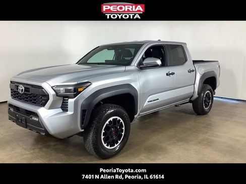 Used 2024 Toyota Tacoma TRD Off-Road AWD/4WD image 1