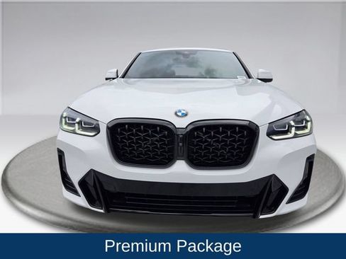 Used 2023 BMW X4 xDrive30i w/ M Sport Package AWD/4WD image 10