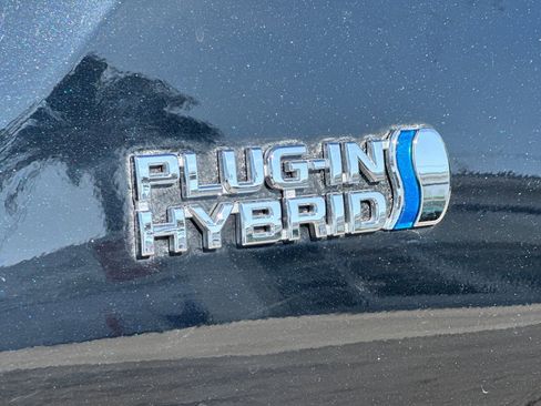 Used 2021 Toyota Prius Prime XLE w/ Carpet Mat Package (TMS) image 28