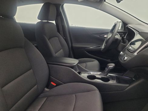 Used 2025 Chevrolet Malibu LT FWD image 21