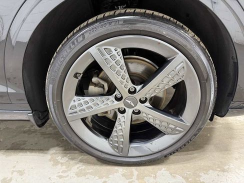 Used 2022 Genesis GV70 2.5T w/ Sport Prestige Package image 6