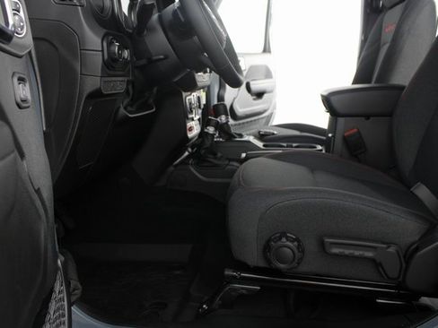 New 2026 Jeep Wrangler Unlimited Rubicon image 15