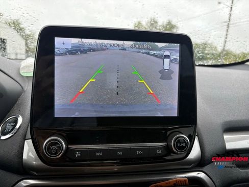 Used 2020 Ford EcoSport SE w/ SE Convenience Package image 21