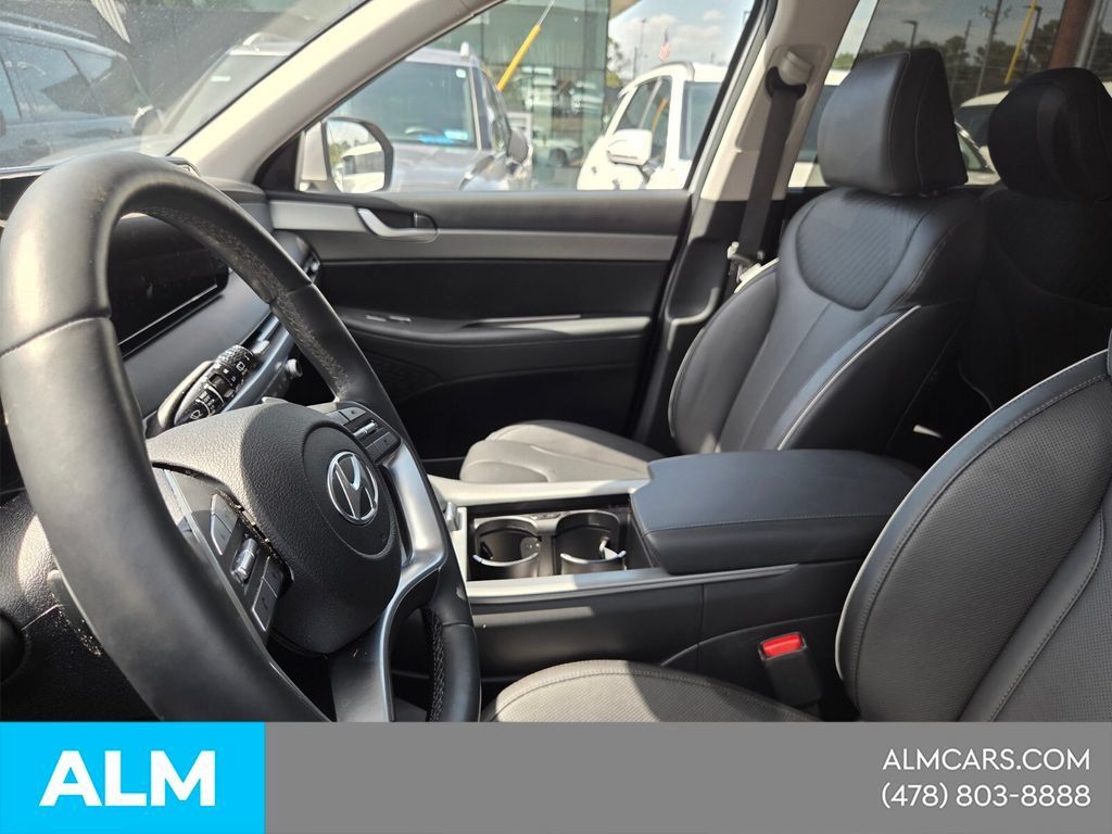 Used 2025 Hyundai Palisade SEL AWD/4WD image 28