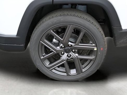 New 2026 Jeep Compass Latitude AWD/4WD image 9