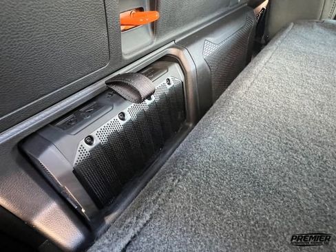 Used 2025 Jeep Gladiator Mojave image 62