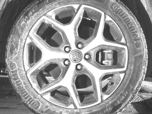 Used 2025 Jeep Compass Limited AWD/4WD image 13