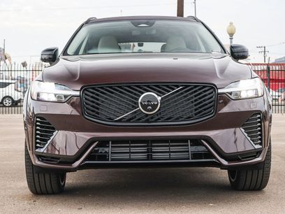 New 2026 Volvo XC60 T8 Ultra w/ Climate Package