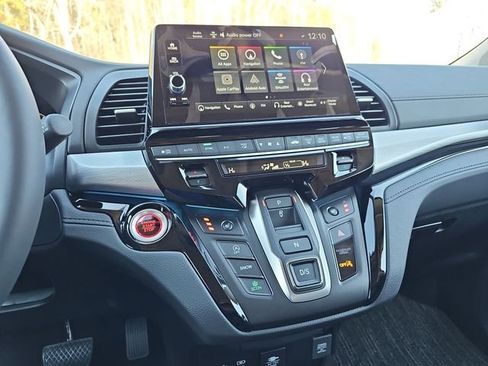 New 2026 Honda Odyssey Touring image 19