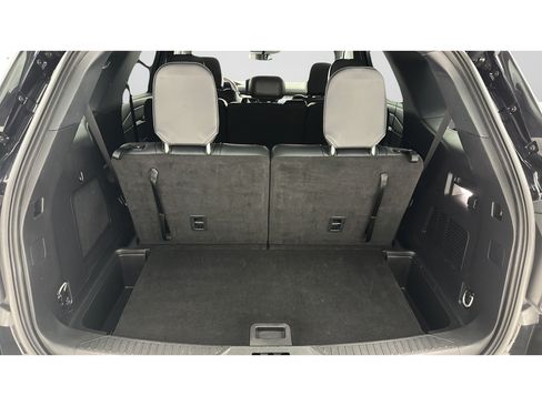 Used 2025 Ford Explorer ST-Line w/ ST-Line Street Pack AWD/4WD image 24