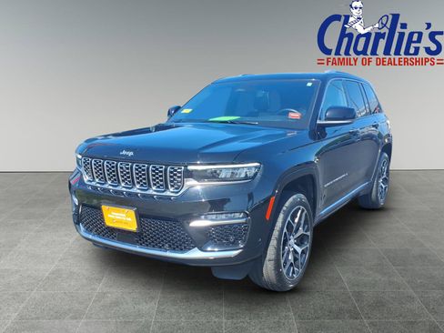 Used 2023 Jeep Grand Cherokee Summit AWD/4WD image 1