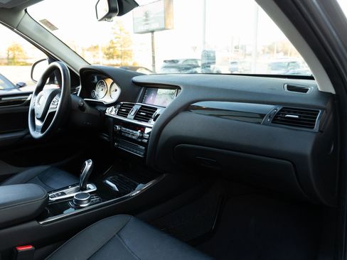 Used 2017 BMW X3 sDrive28i image 22
