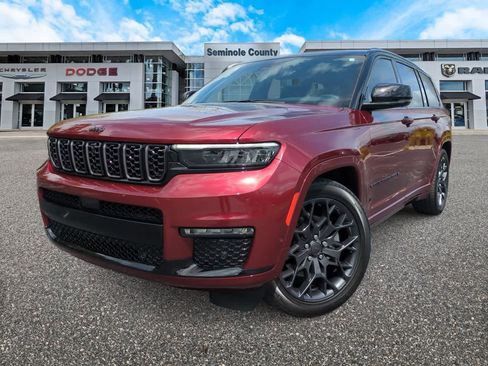Used 2025 Jeep Grand Cherokee L Summit w/ Obsidian Package AWD/4WD image 1