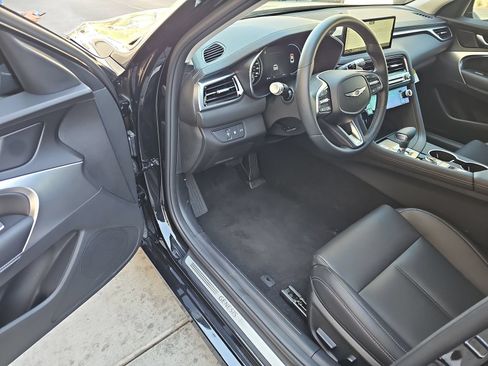 Certified 2026 Genesis G70 2.5T RWD image 10