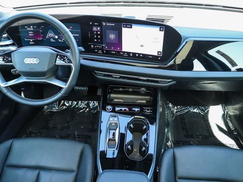 Used 2025 Audi A5 2.0T Premium w/ Convenience Package AWD/4WD image 9
