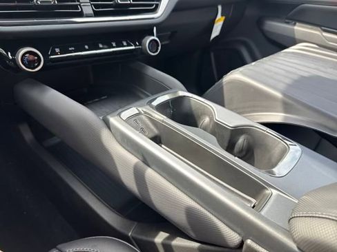 New 2025 Chevrolet Equinox EV RS w/ Active Safety Package 3 image 31