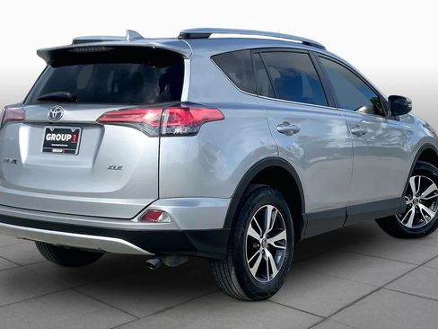 Used 2016 Toyota RAV4 XLE FWD image 13